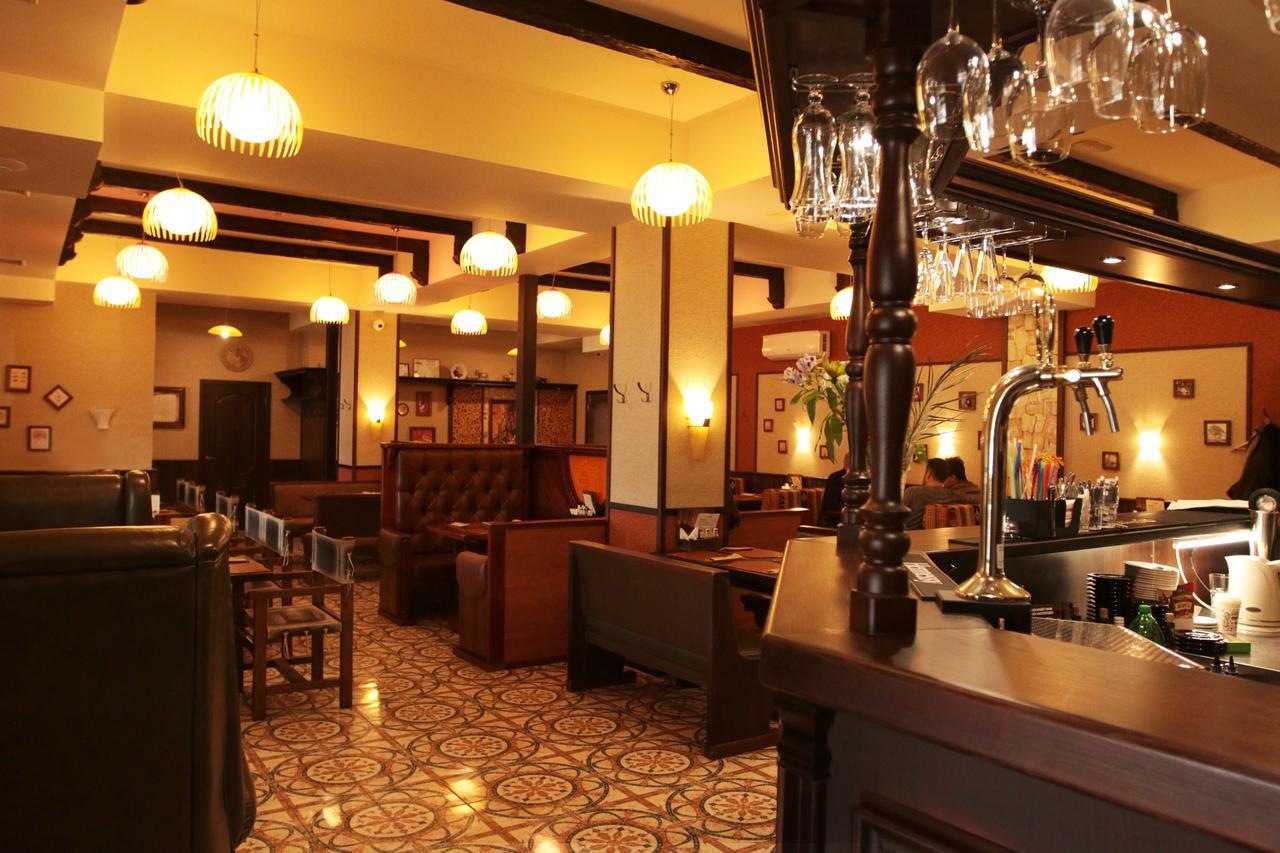 Hotel Lubenska Sloboda Olshanka Buitenkant foto